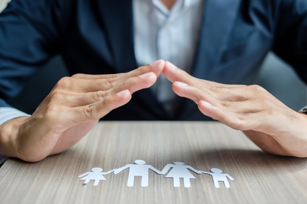 Ubezwłasnowolnienie osoby starszej: Jak szybko i skutecznie przeprowadzić proces