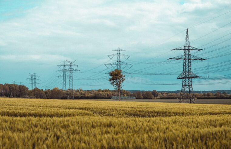 Jakie kwalifikacje musi posiadać wykonawca inwestycji elektroenergetycznych?